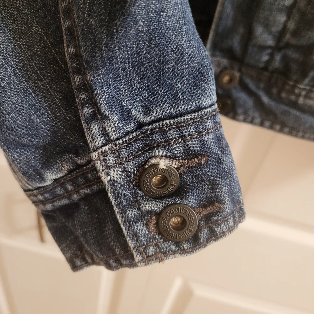 Levi's - Shaggy Sherpa Trucker Jean Jacket - Picture 3 of 16